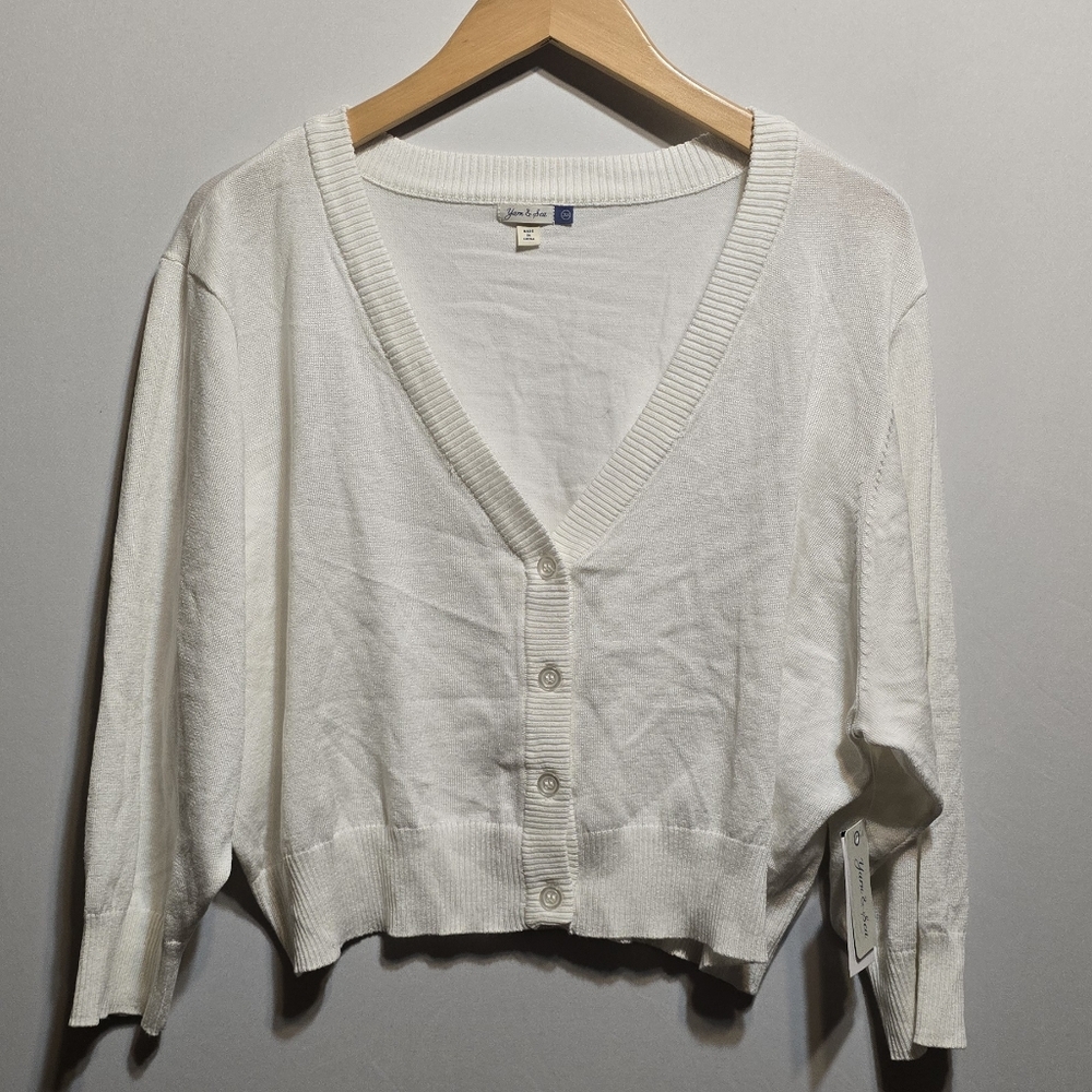 Elegant White V-Neck Cardigan